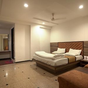 Hotel Shertown